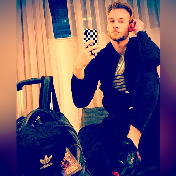 Meet your Posher, Sam - Picture 8 of 13